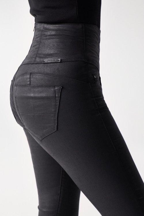 DIVA SLIM FIT SHAPING JEANS WITH COATING EFFECT