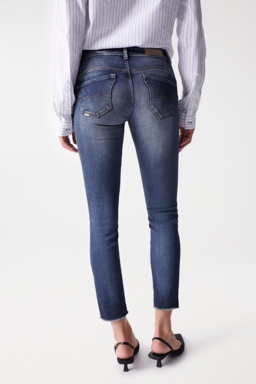 Jeans Push Up Wonder cropped délavage premium