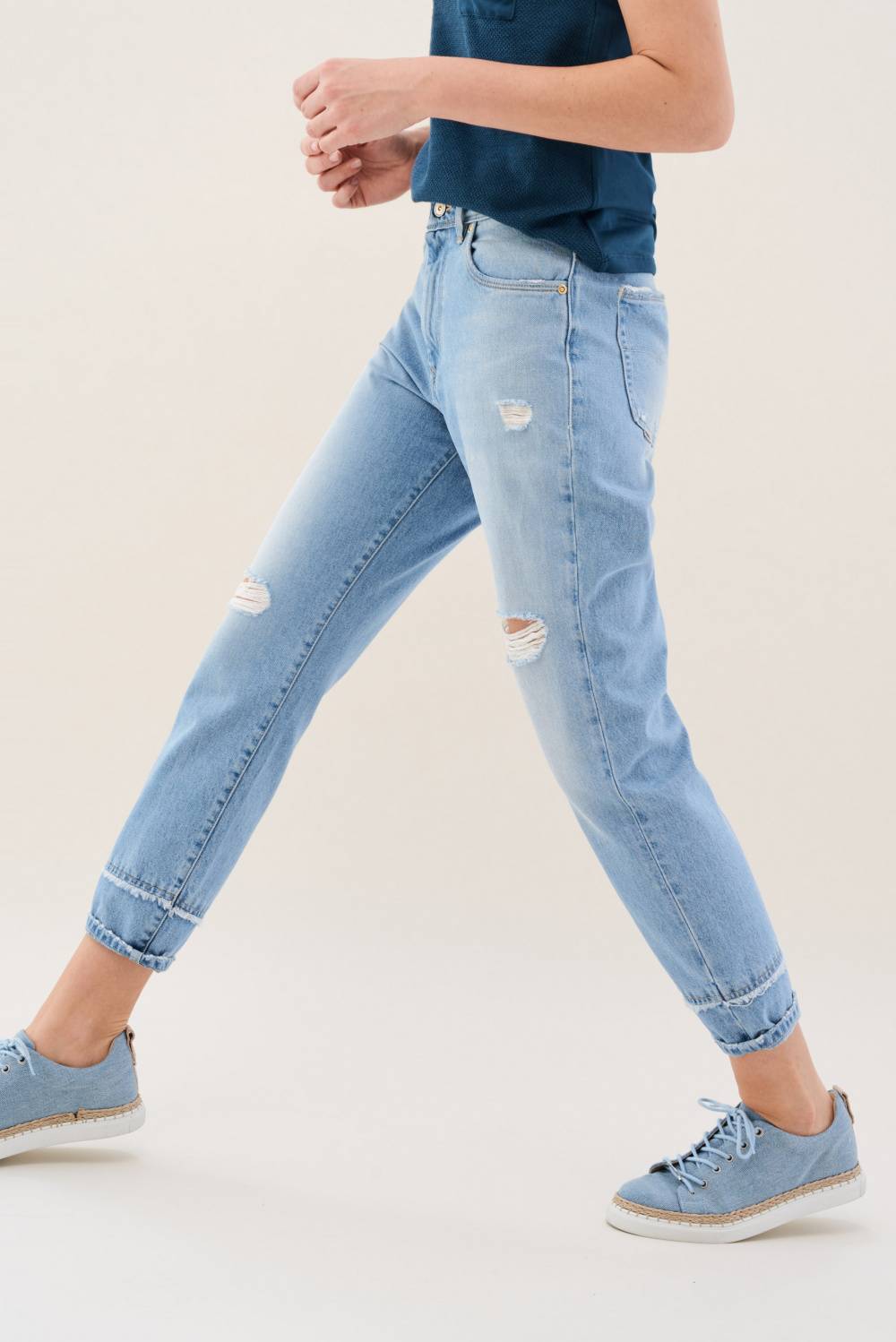 mom jeans without rips