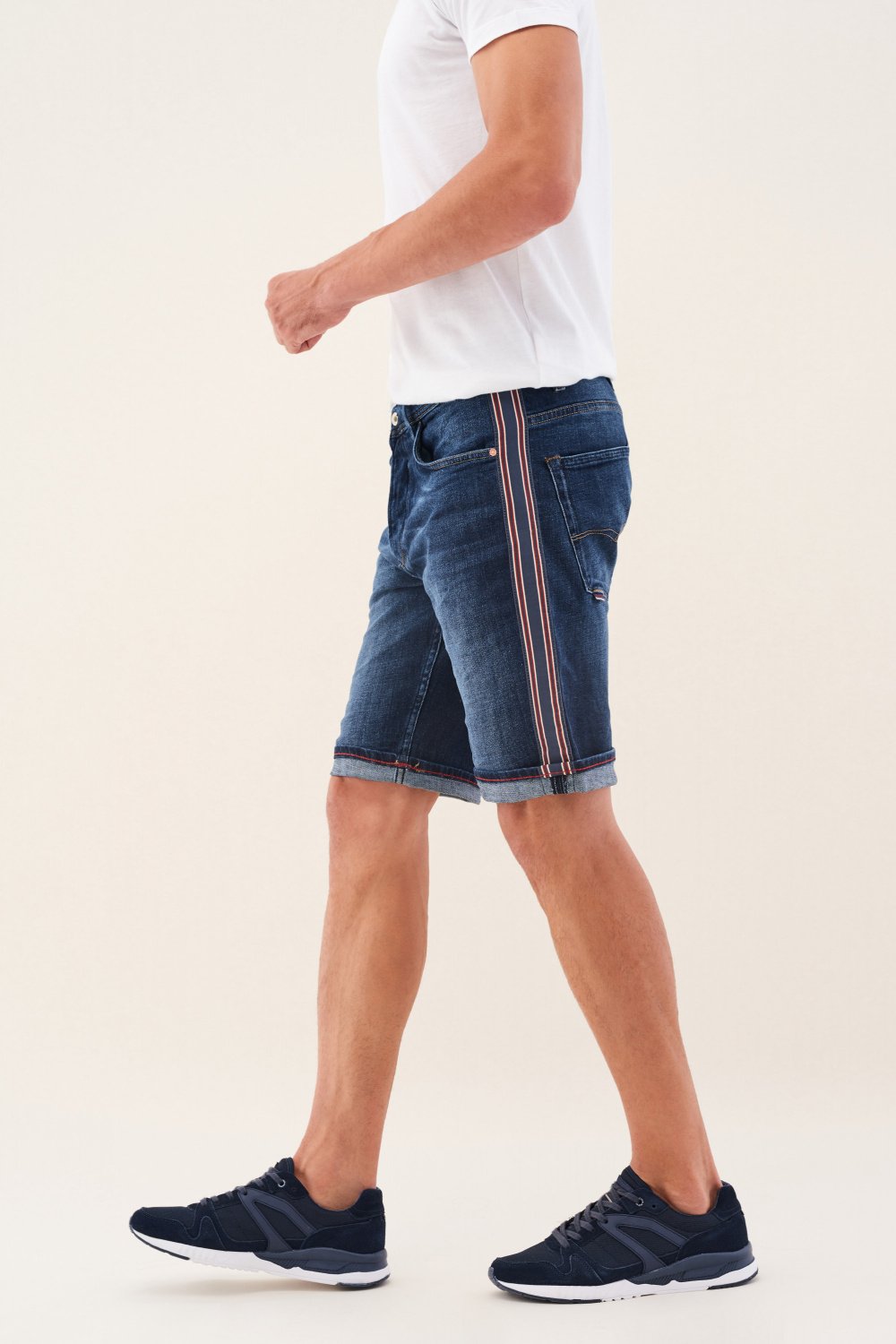Loose denim shorts with side strip - Salsa