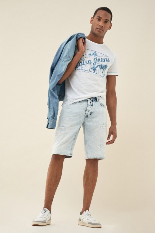 Brandon loose shorts in light denim with rips
