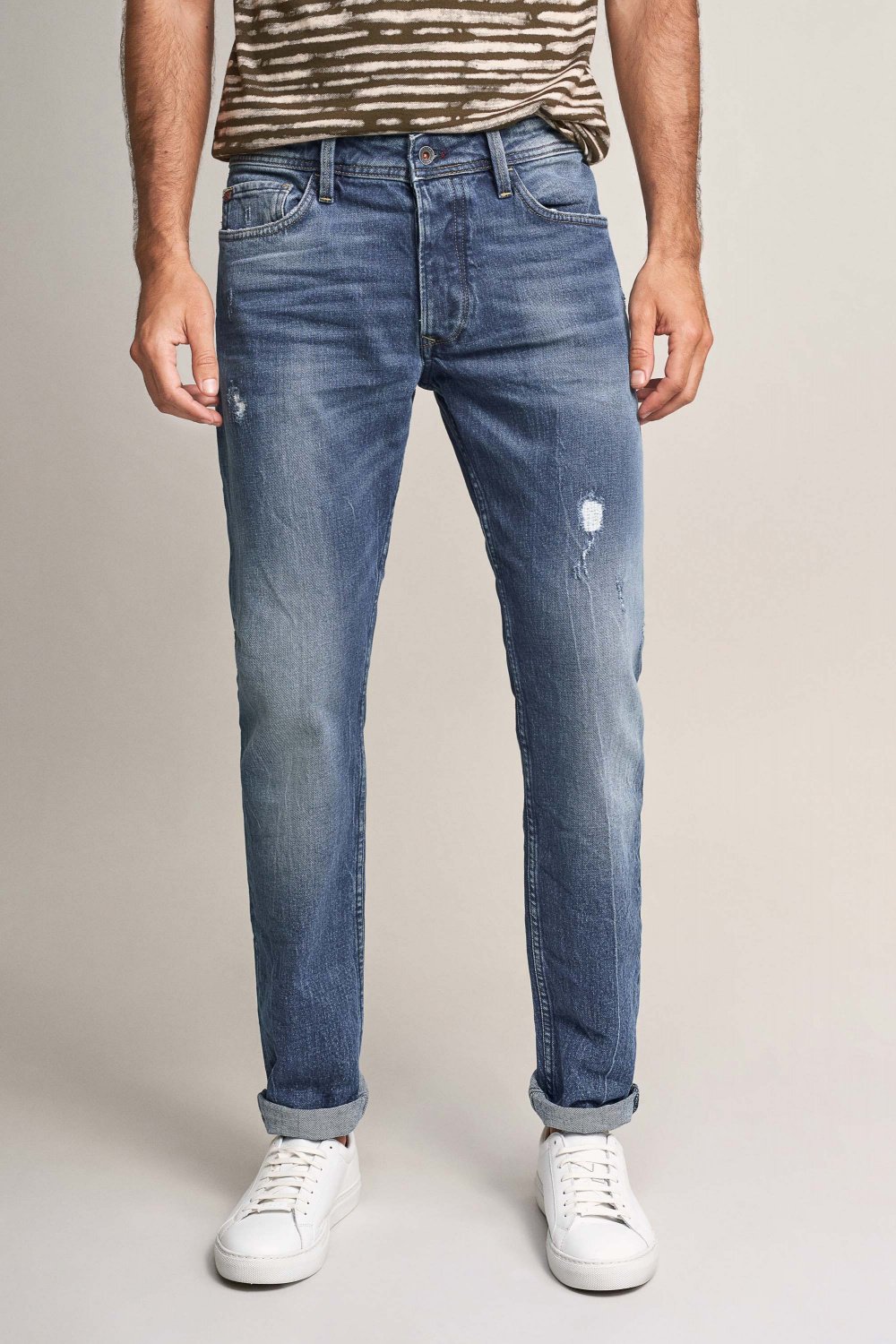 Lima tapered premiun wash jeans with wear effect - Salsa