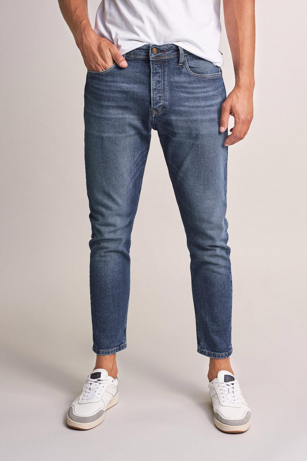 Karl loose slim jeans with wear - Salsa