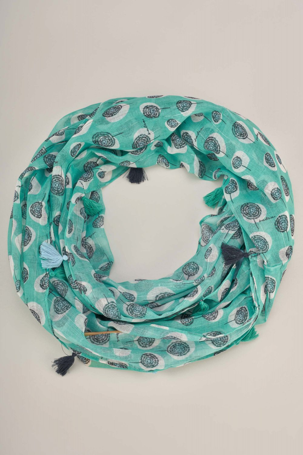 Circular scarf with pompoms - Salsa
