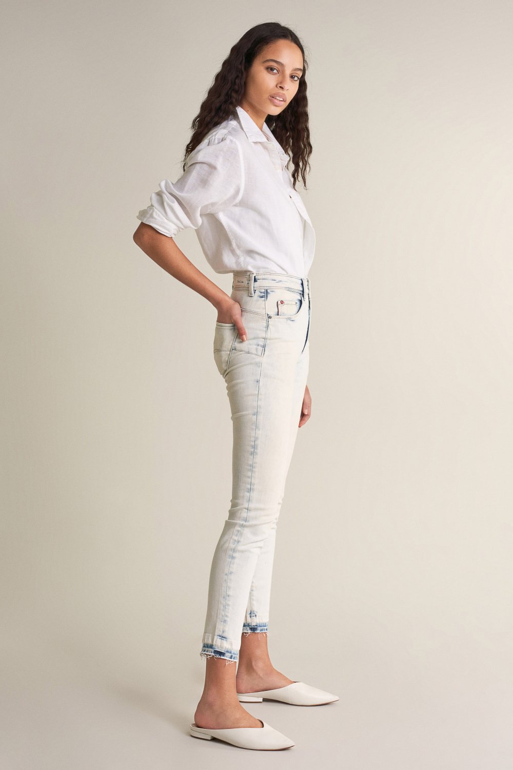 Push In Secret Glamour cropped ice bleach jeans - Salsa