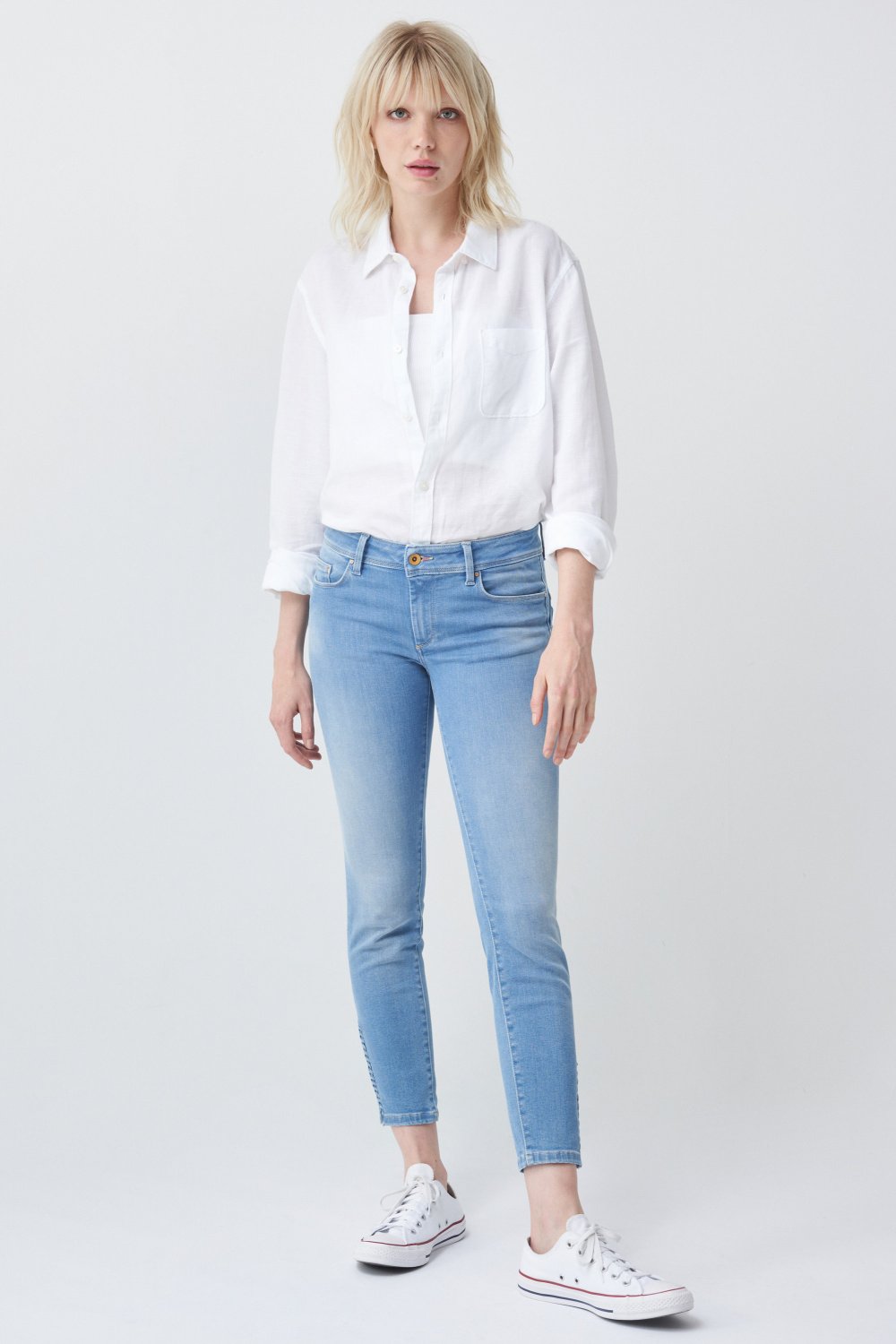 Push up Wonder cropped jeans with braidings - Salsa
