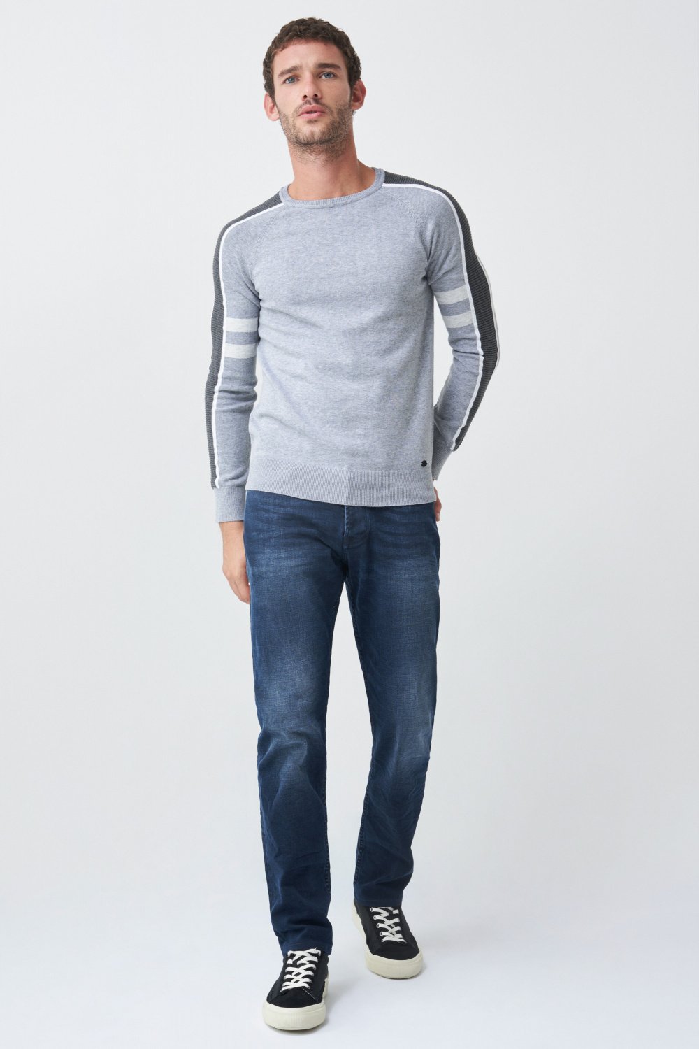 Fine jumper with knitwork on arm and sleeve - Salsa