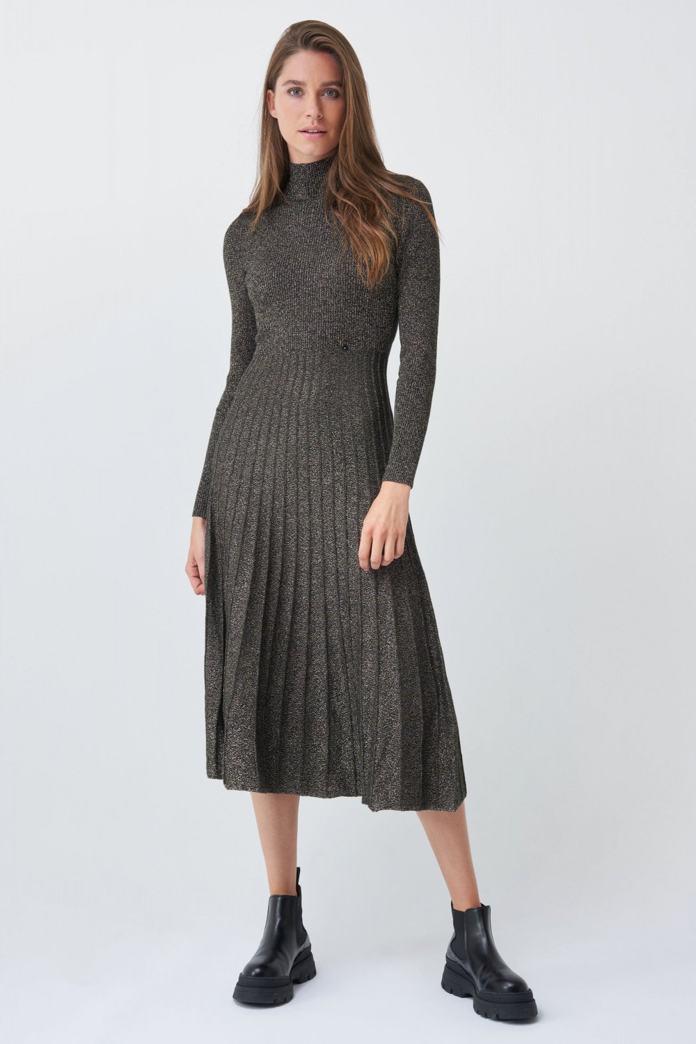 Knitted dress with sparkle - Salsa