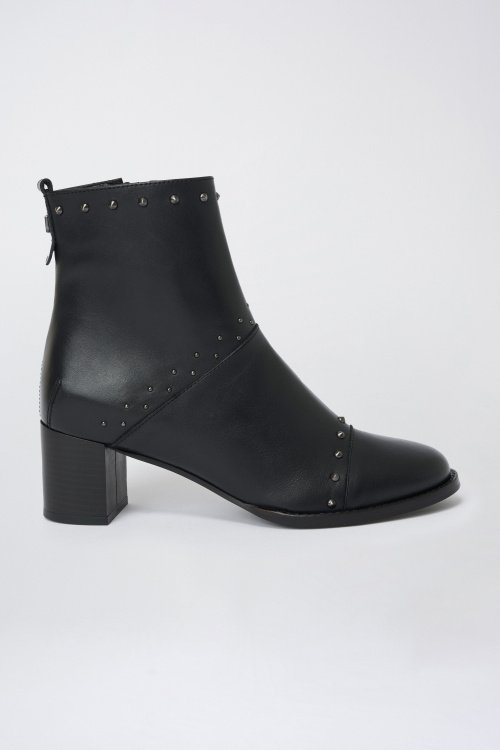 Studded boot with classic heel