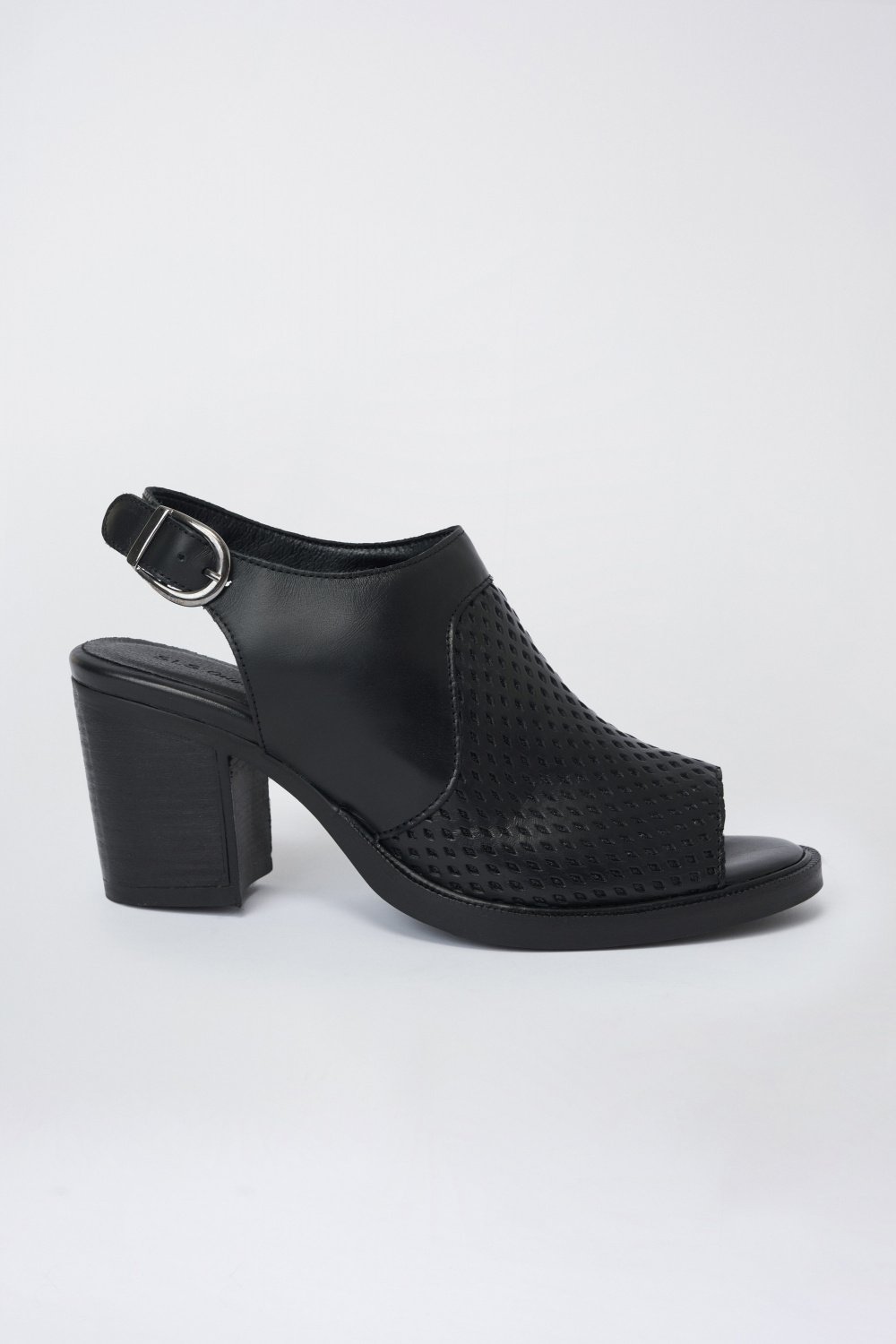 Button-up sandals with perforated effect - Salsa