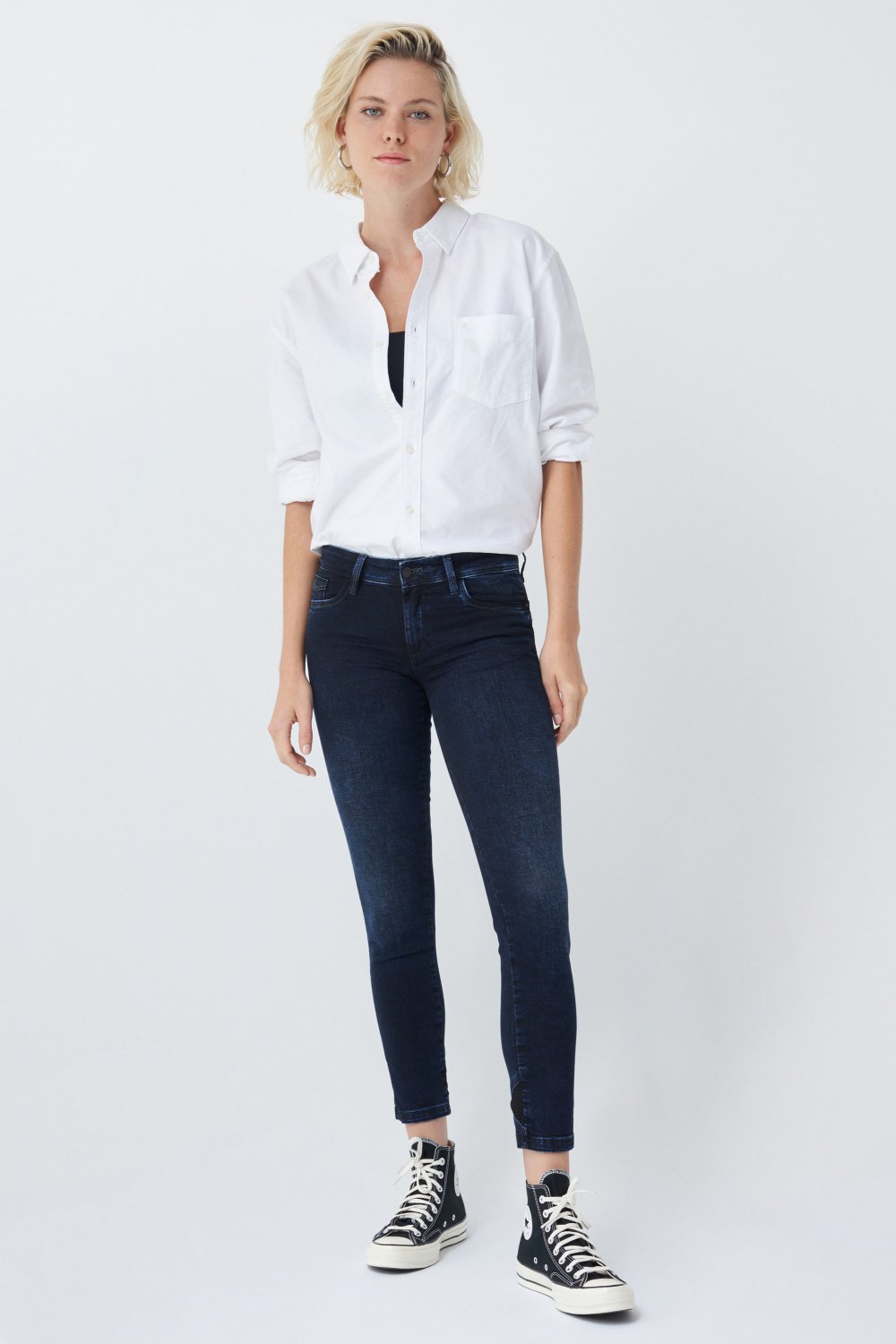 Push Up Wonder cropped jeans with transparencies - Salsa