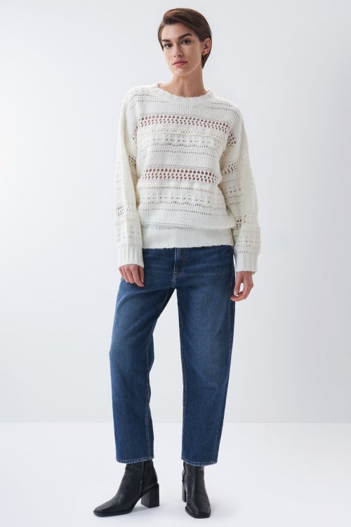 Knitted jumper with lace detail