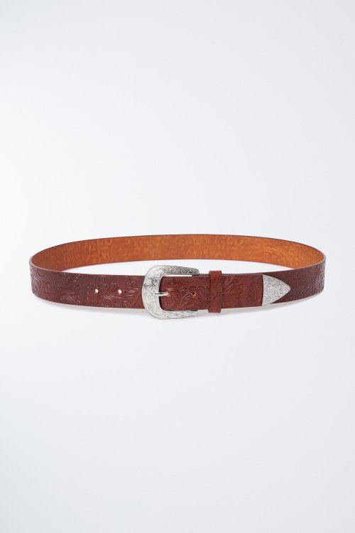 Belt with embossed leather and patterned Texan buckle