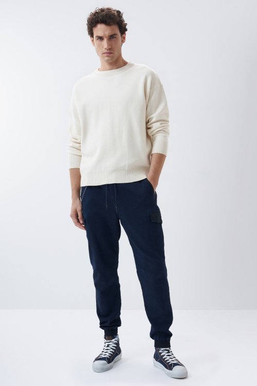 Tapered cargo trousers, tinted