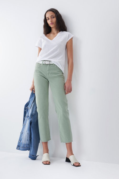 True cropped slim jeans, coloured