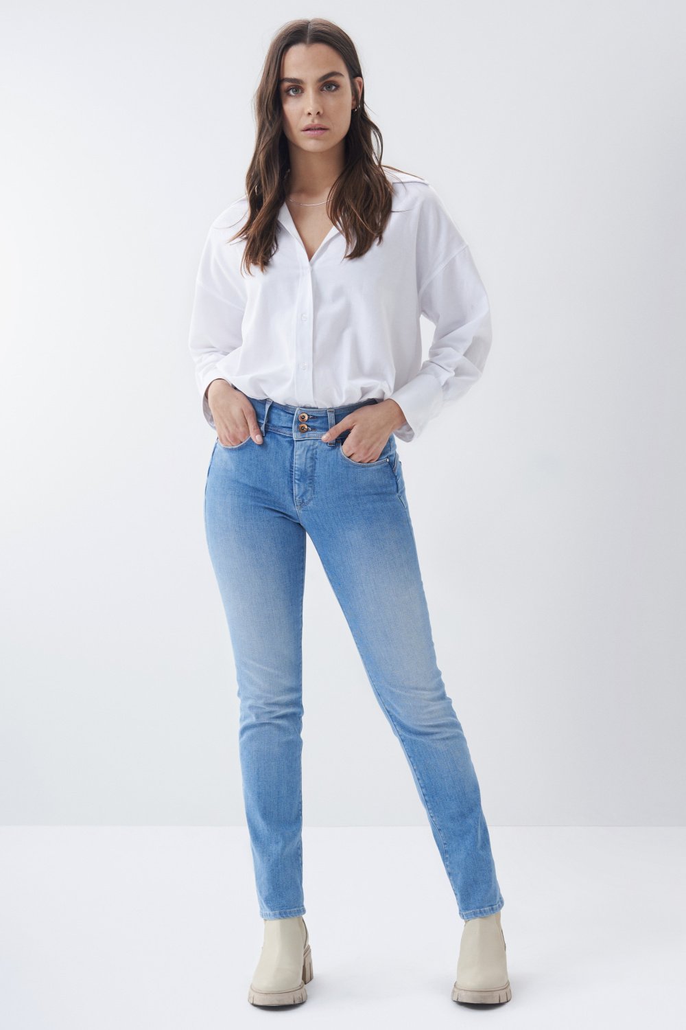 Slim Push In Secret jeans, light, with embroidery - Salsa
