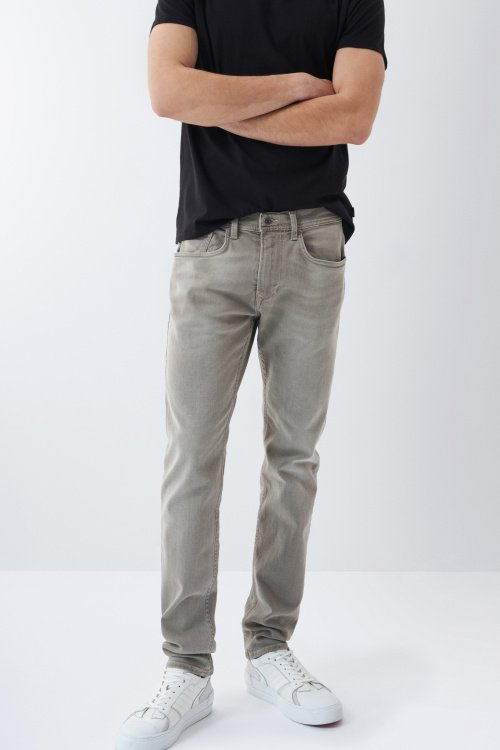 Jeans, Slim-Fit, verschiedene Farben, mit Abnutzungseffekt
