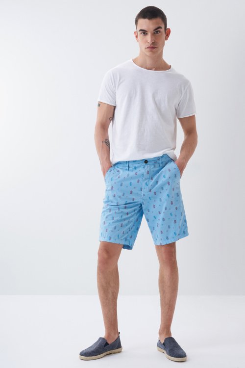 Chino shorts with microprint