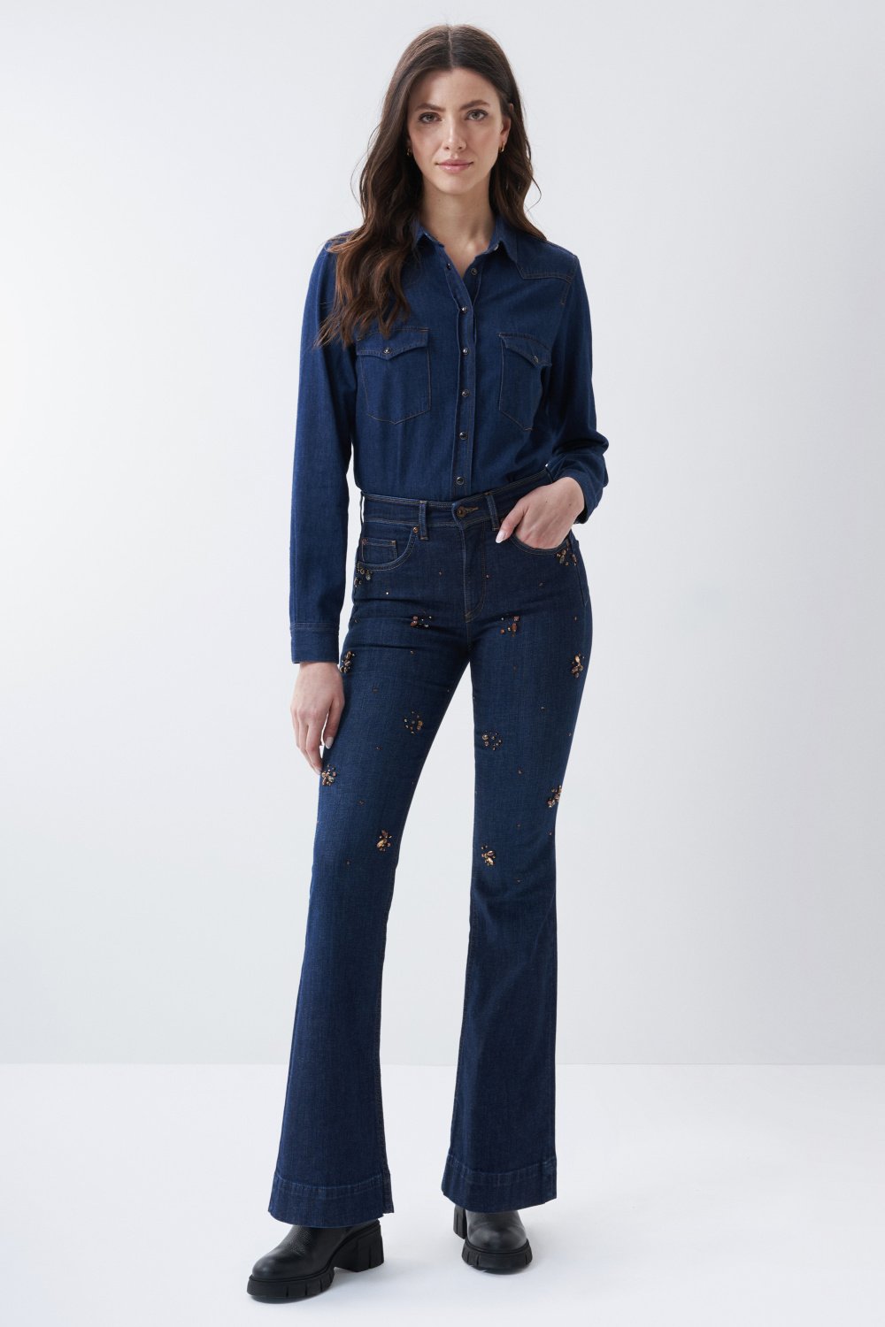 Push In Secret Glamor flare jeans with shiny details - Salsa