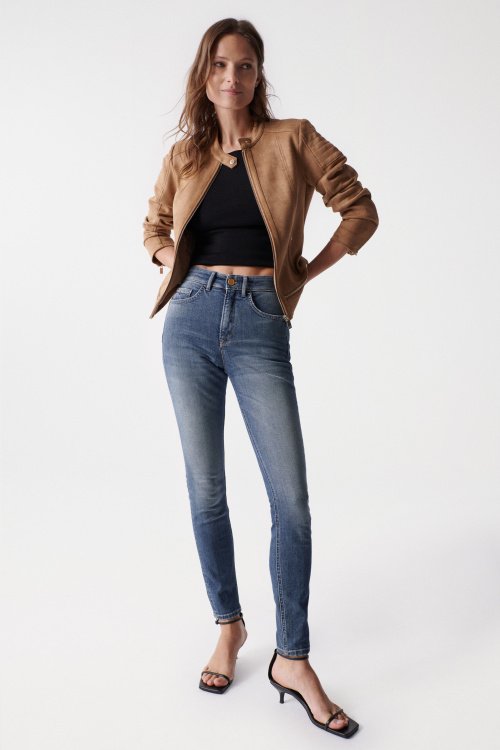 Skinny Push In Secret jeans with coloured button detail
