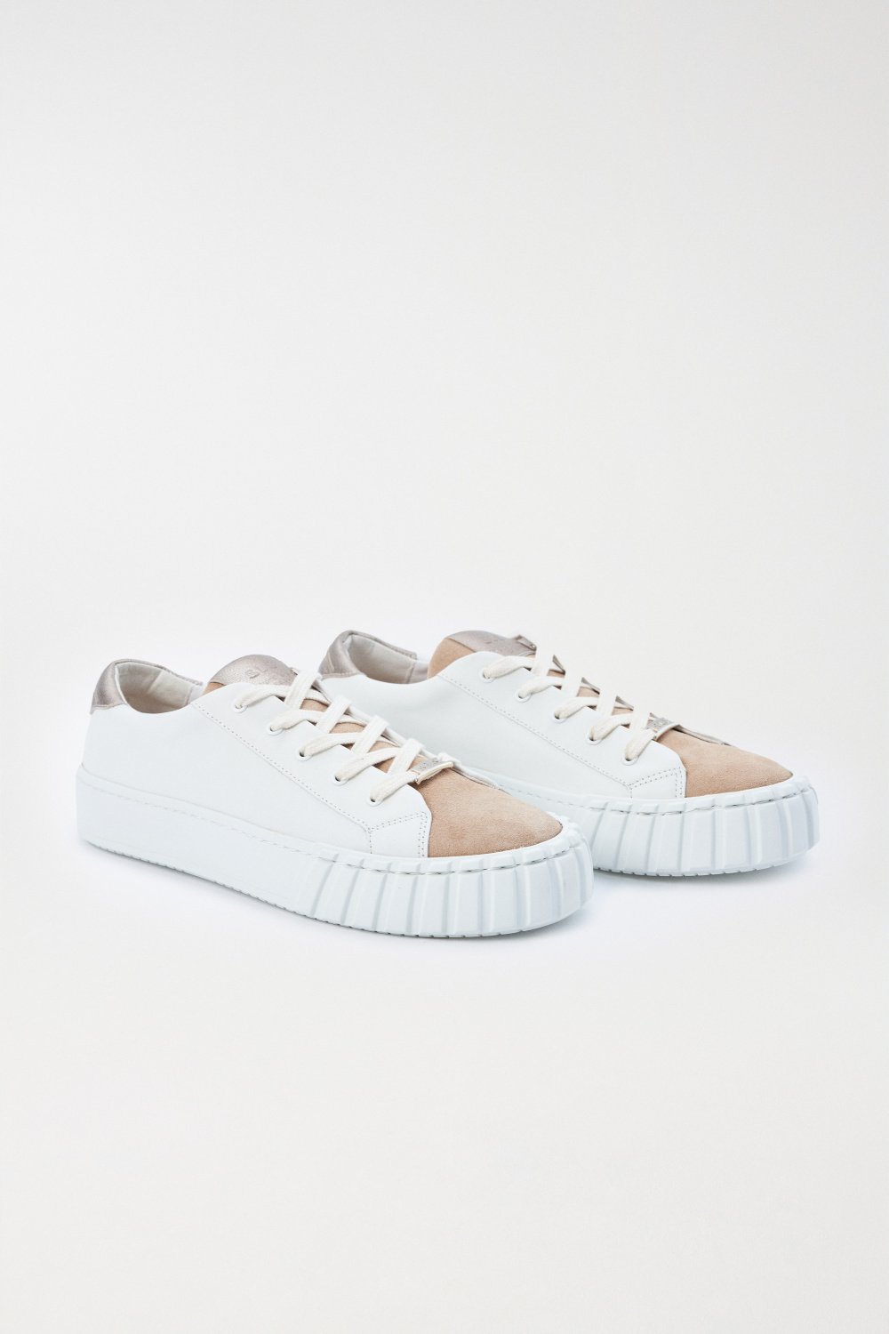 Leather trainers with metallic detail - Salsa
