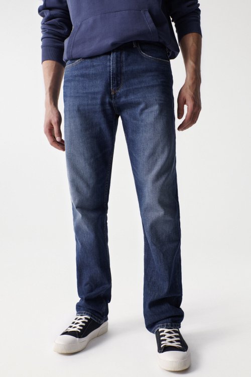 REGULAR LOOSE JEANS WITH WORN EFFECT