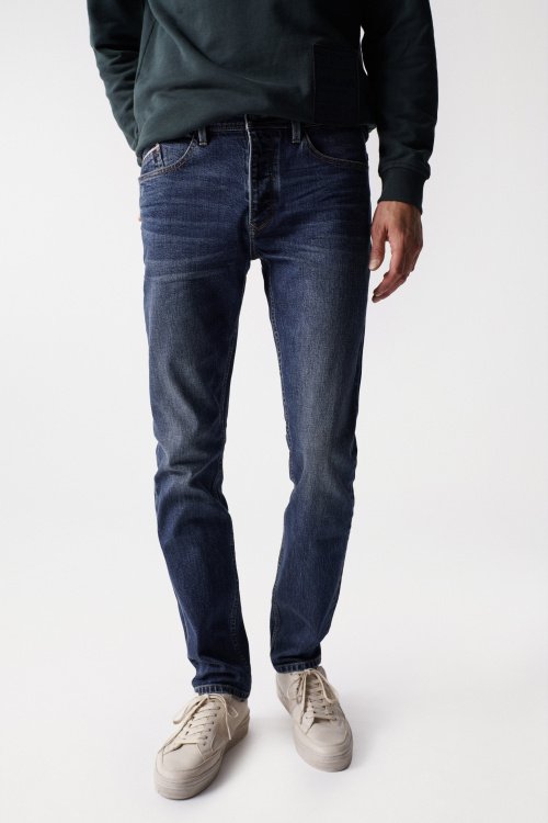 Regular jeans with worn effect