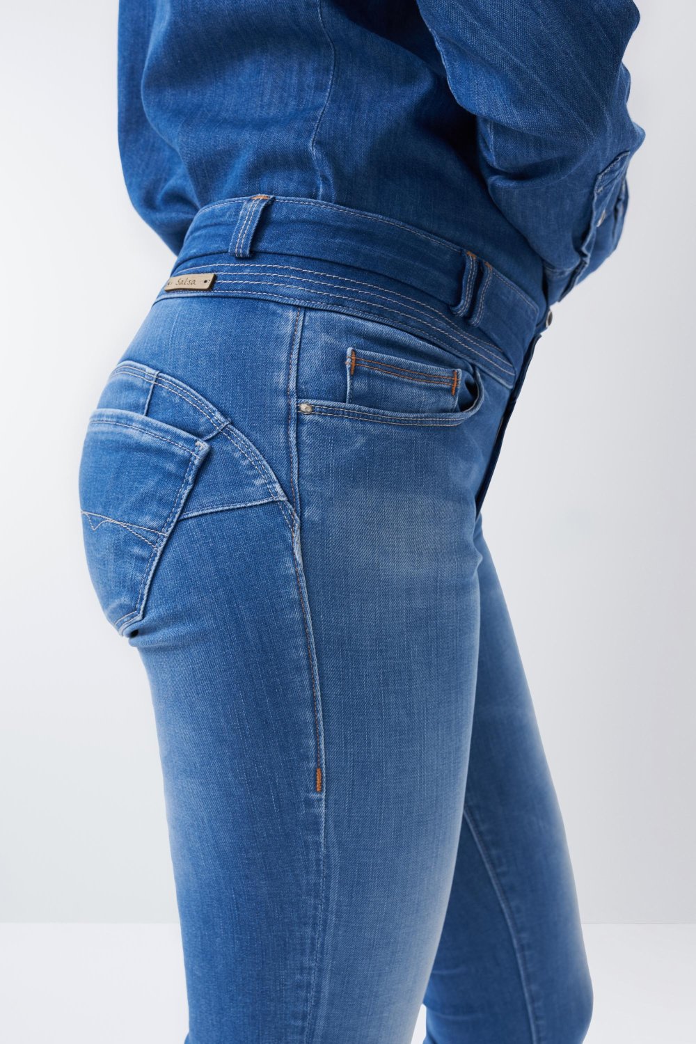 Skinny Push Up Wonder jeans with topstitch detail on the waistband - Salsa