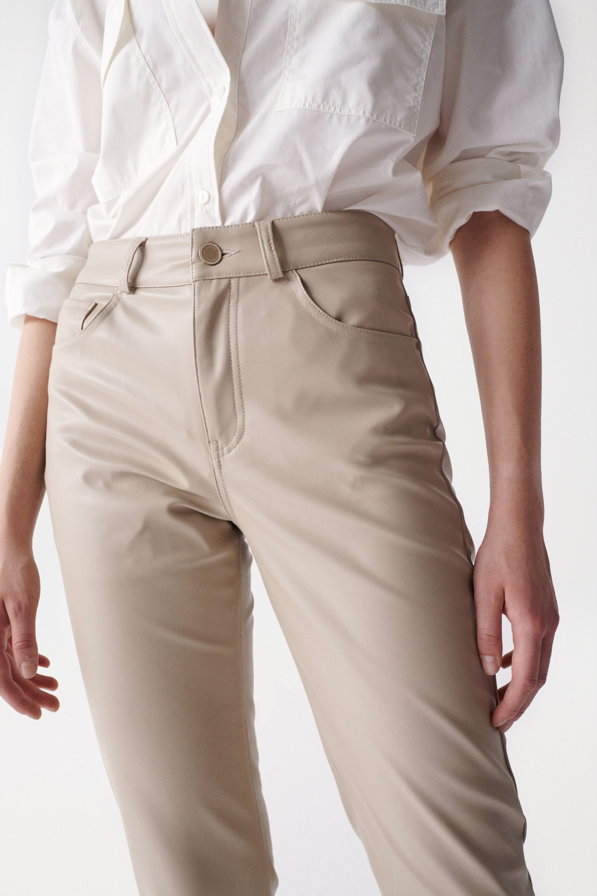 Pantalones efecto piel True Cropped Slim