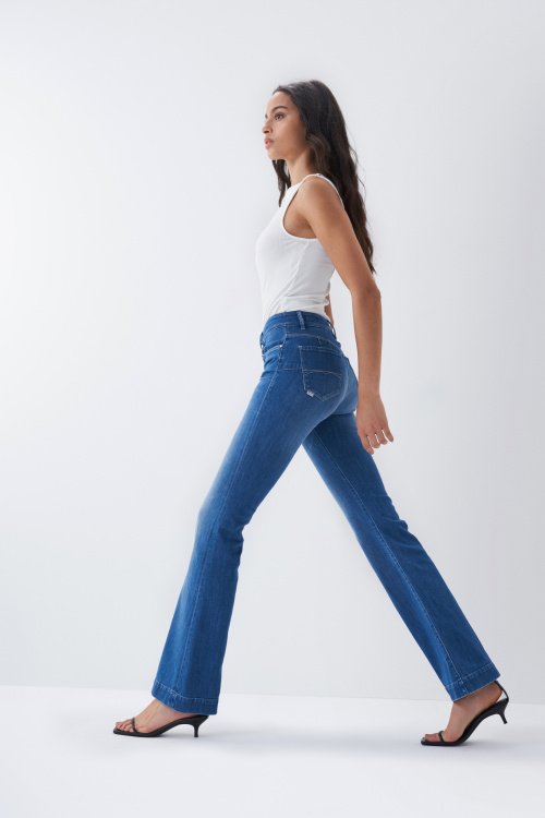 Push Up Destiny-Jeans, Flare-Passform, mit mittlerer Waschung