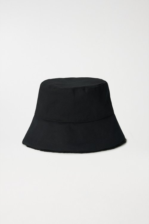 Sombrero Reversible De Nylon y Piel