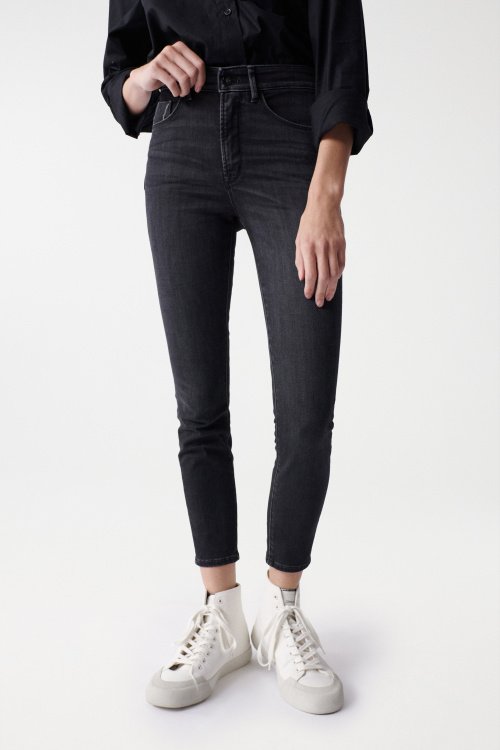 Push In Secret Glamour Jeans mit bestickter Tasche