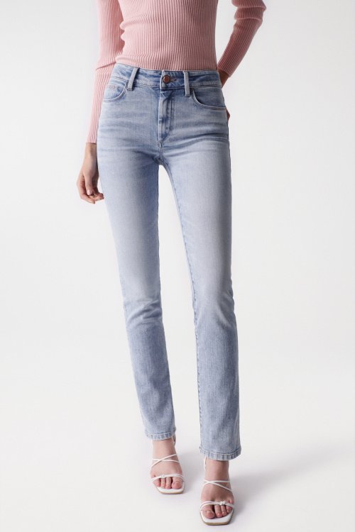 EMBROIDERED DESTINY PUSH UP JEANS