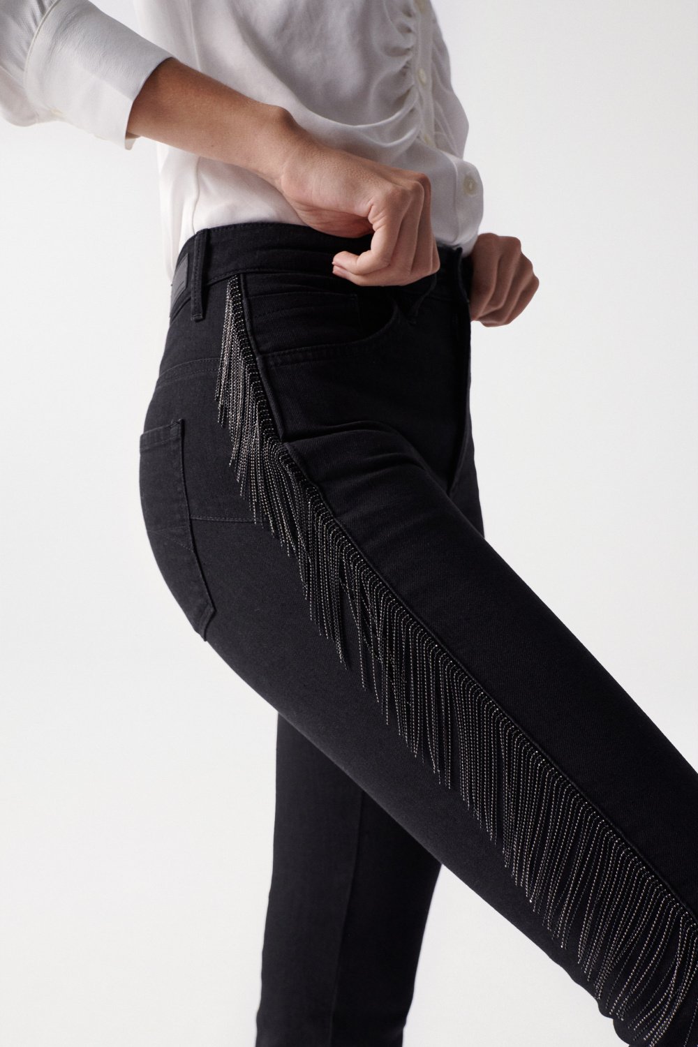 FAITH PUSH IN JEANS WITH SHINY FRINGE - Salsa