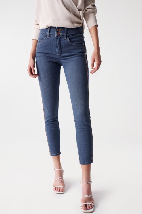 PUSH IN SECRET JEANS WITH STITCHING DETAIL ON THE LEG