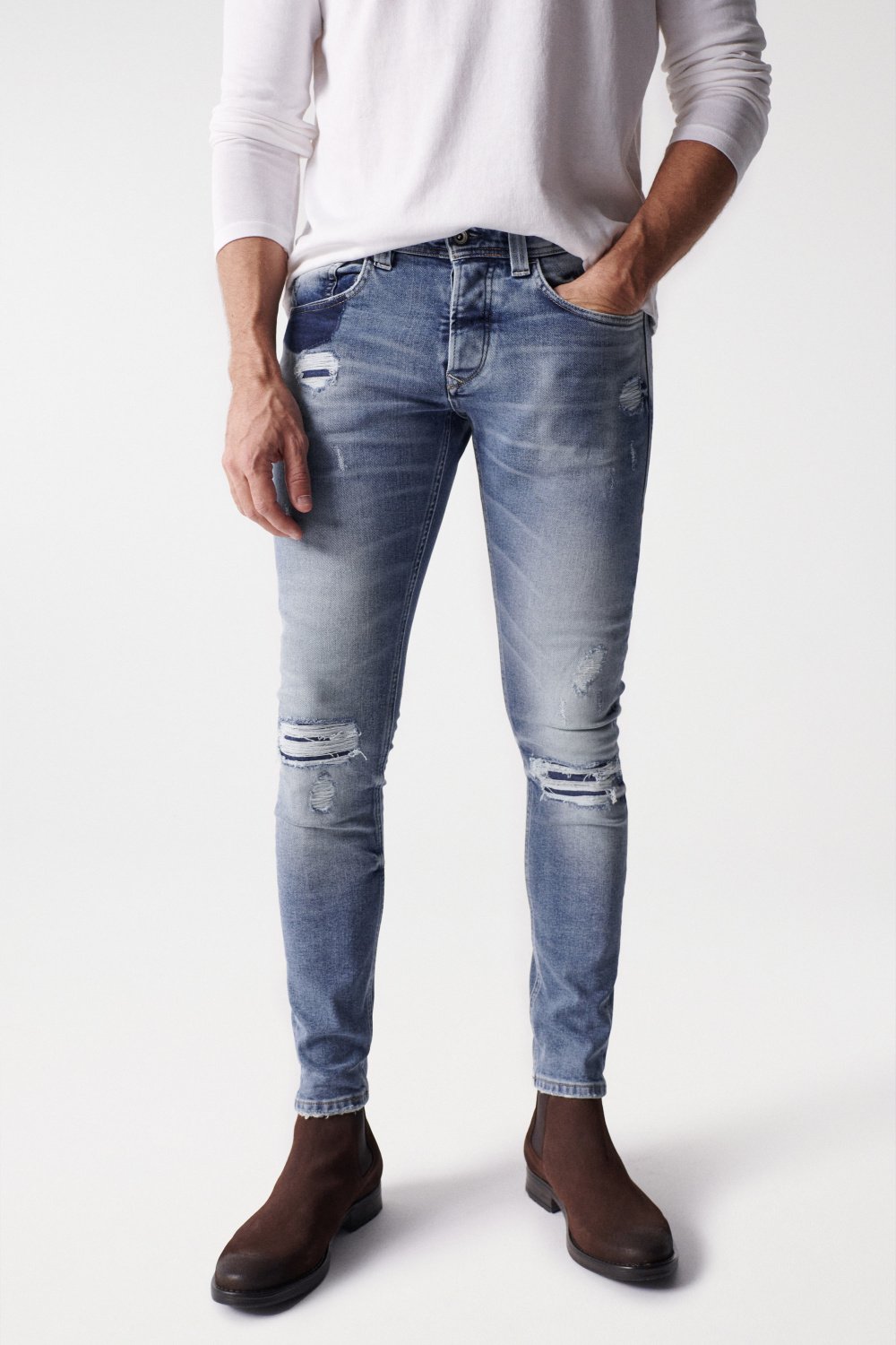 SKINNY JEANS WITH DETAILS - Salsa