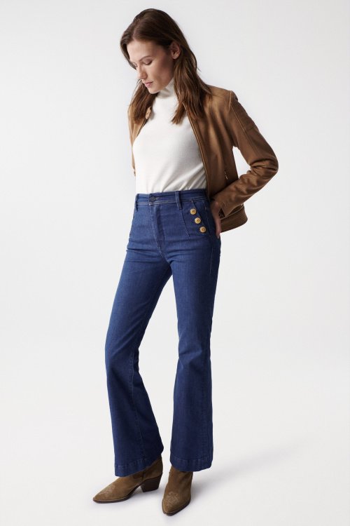 High rise Bootcut jeans with metallic buttons