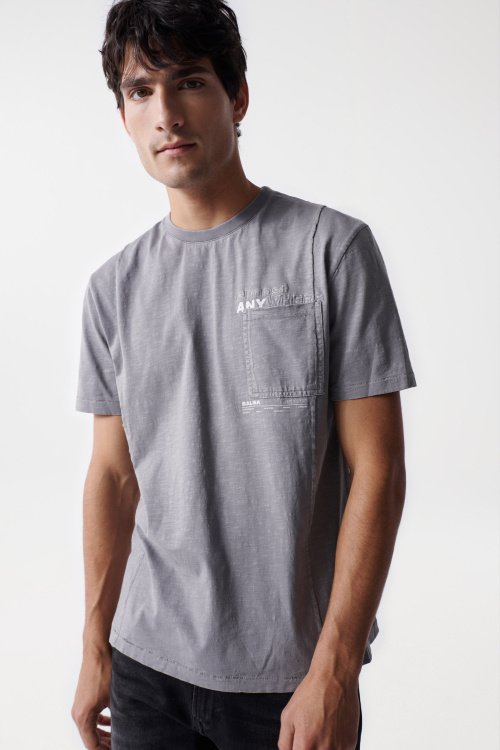 T-shirt with seam detail