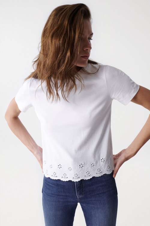 Plain T-Shirt with English embroidery