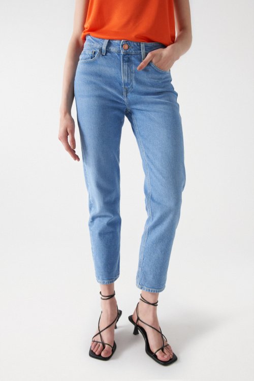 SLIM CROPPED JEANS