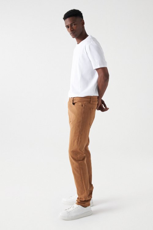 Pantalón vaquero slim fit