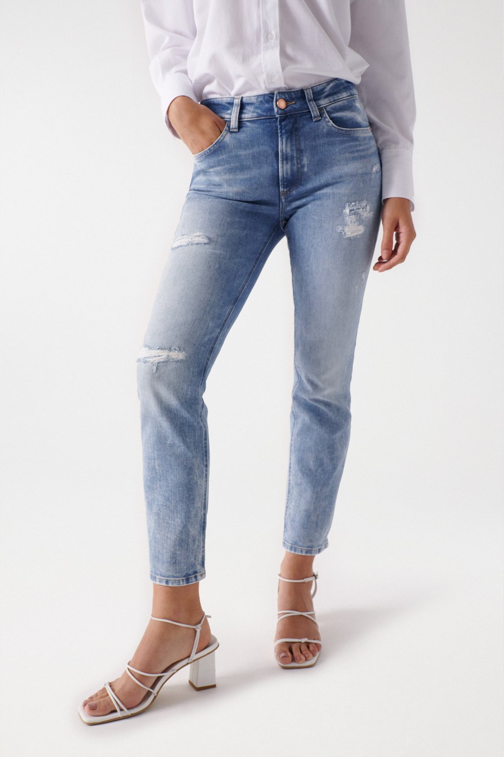 Push Up Destiny jeans with wash effects and rips - Salsa