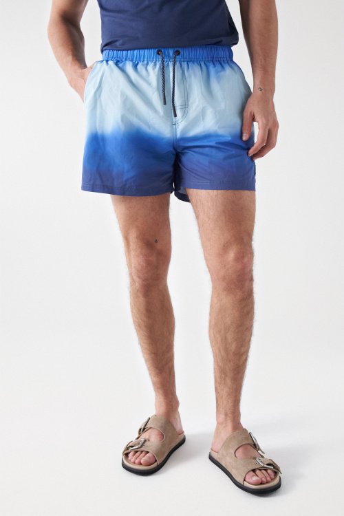SWIMMING TRUNKS WITH CONTRAST COLOR