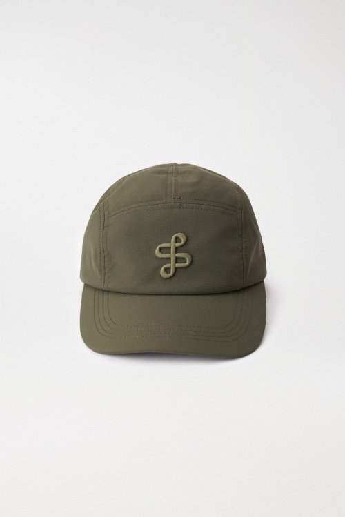 TECHNICAL FABRIC CAP WITH LOGO