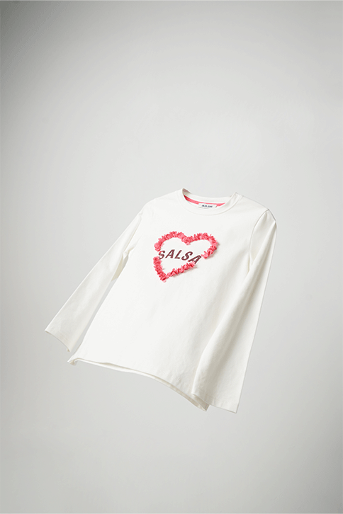 Limited edition jumper for girls with Salsa logo